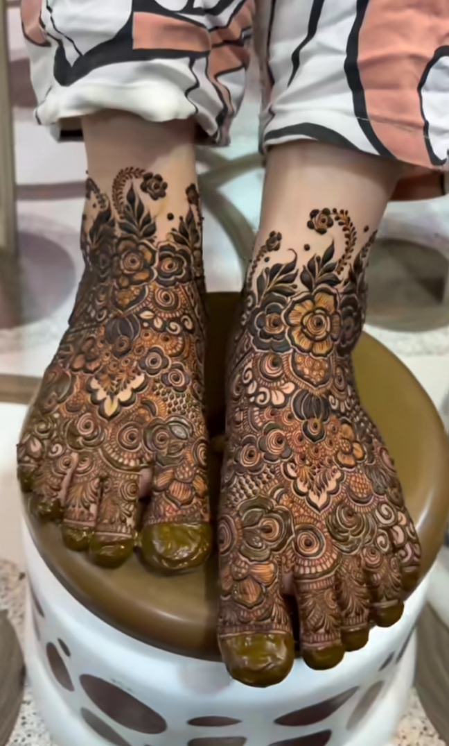 Khushi khan - mehendi artist in Bhiwandi , Thane